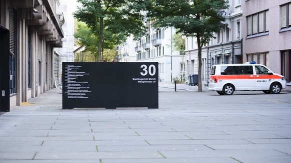 Das Gebaeude des Bezirksgerichts an der Wengistrasse 30 in Zuerich fotografiert am 3. Oktober 2016 in Zürich. (KEYSTONE/Manuel Lopez)