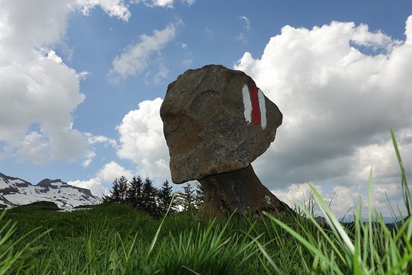 Kuriose Wanderwegweiser Schweiz Rauszeit