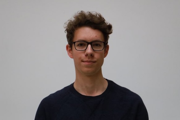 Der 19-jährige Basler Philippe Kramer koordiniert die Zeitung der Klimastreikenden. 
