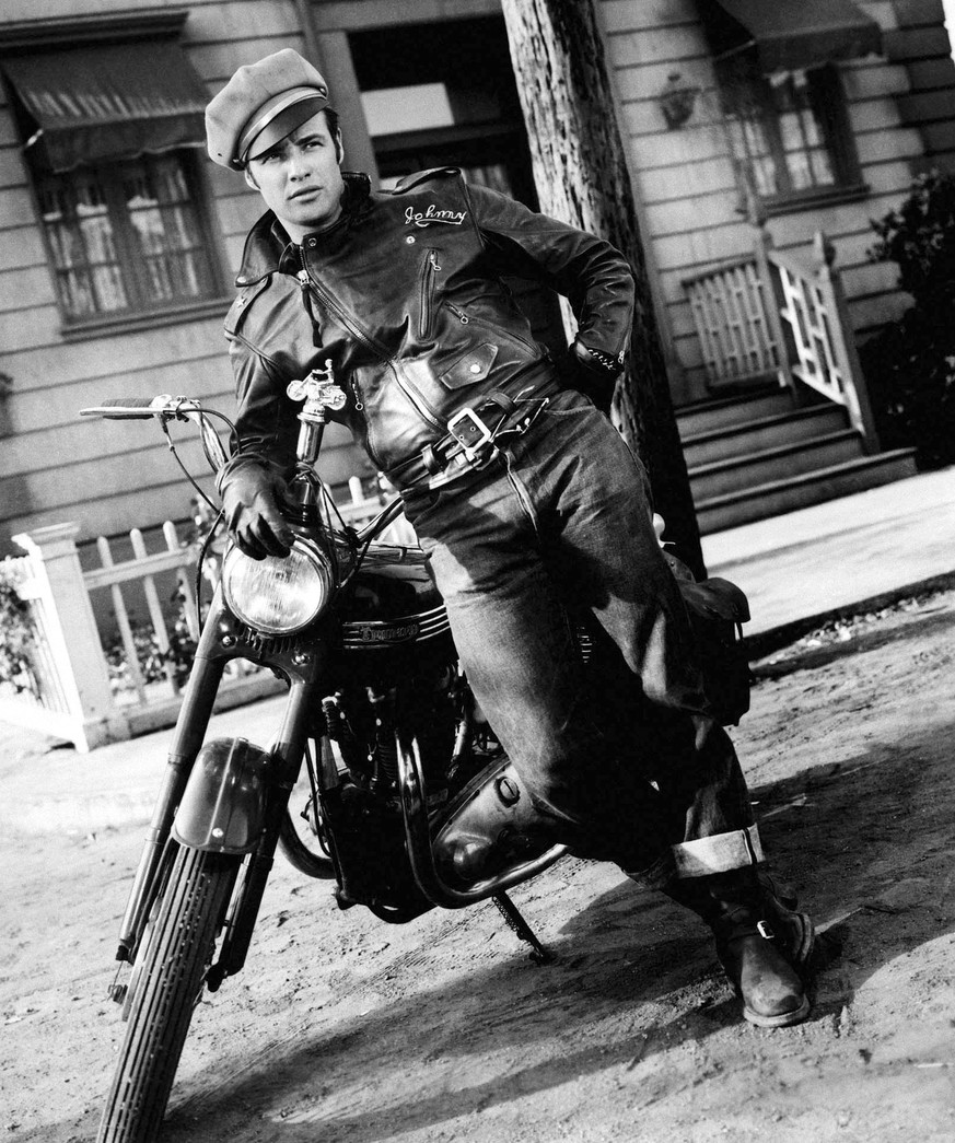 marlon brando the wild one triumph thunderbird schott perfecto http://theredlist.com/media/database/muses/icon/cinematic_men/1950/marlon-brando/059-marlon-brando-theredlist.jpg