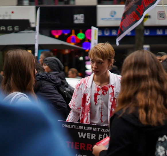 Aktivistin für die Tiere: Die militante Veganerin, Raffaela Raab, aus Österreich.