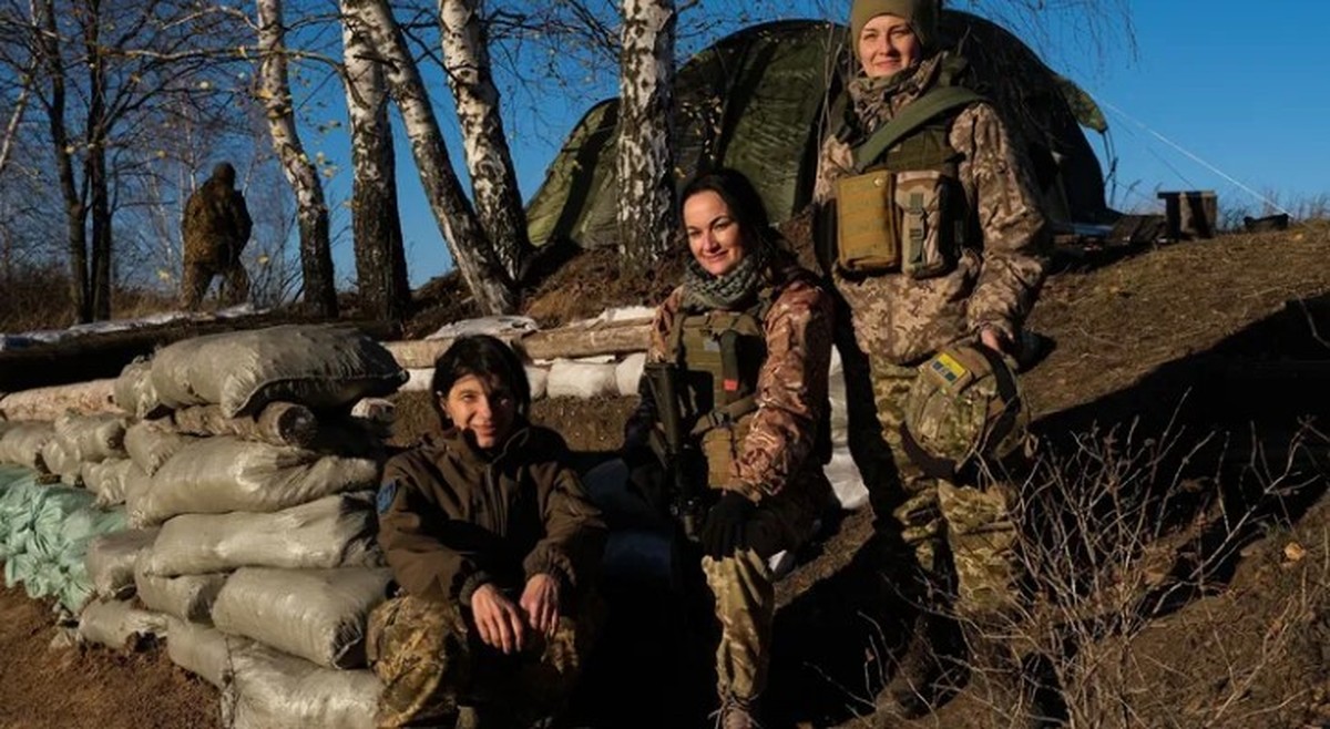Frauen im Krieg in der Ukraine.