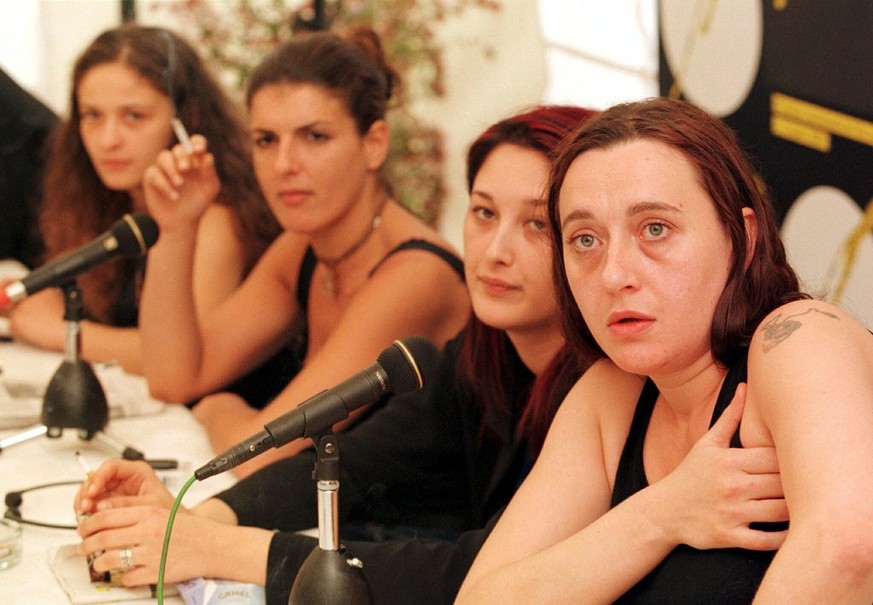 The author and the director of the french film Baise-moi, from right, Virginie Despentes and Coralie Trinh Thi, together with the two main actresses of the film, from left, Raffaela Anderson and Karen ...