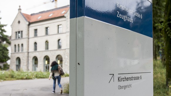 ZUM PROZESS VOR DEM ZUGER OBERGERICHT ZUM DOPPELMORD IN ZUG VON 2009 STELLEN WIR IHNEN AM DONNERSTAG, 14. JULI 2016, FOLGENDES ARCHIVBILD ZUR VERFUEGUNG - Das Obergericht des Kantons Zug am Mittwoch,  ...