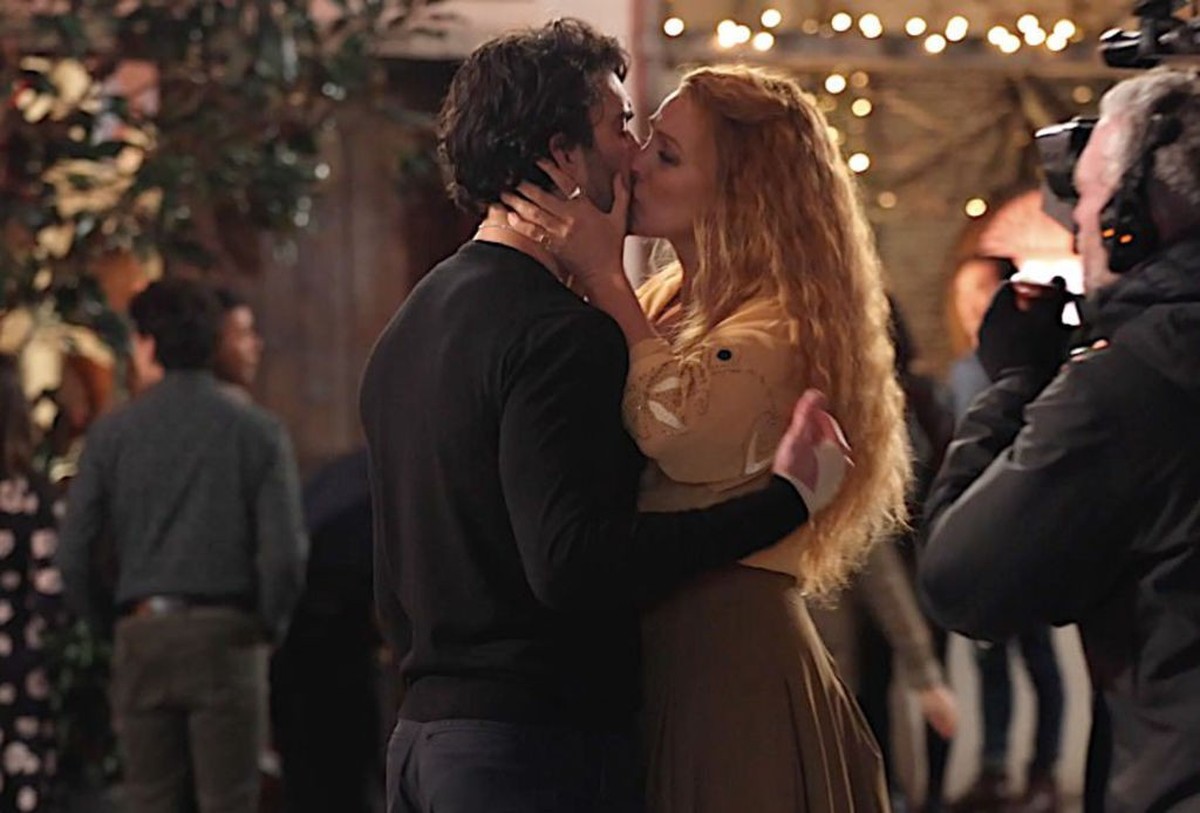 JERSEY CITY, NJ - JANUARY 12: Justin Baldoni and Blake Lively are seen on the set of 'It Ends with Us' on January 12, 2024 in Jersey City, New Jersey. (Photo by Jose Perez/Bauer-Griffin/GC I ...