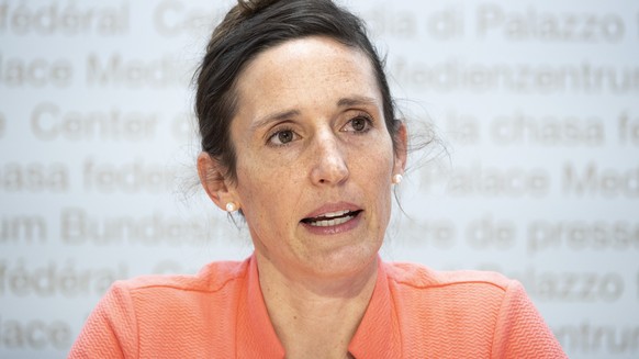 Tanja Stadler, President, National COVID-19 Science Task Force, speaks at a press event about the Covid 19 situation, on Tuesday, October 26, 2021 in Bern.  (KEYSTONE/Peter Schneider)