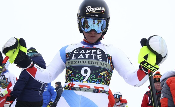 Switzerland&#039;s Lara Gut prepares to start an alpine ski, women&#039;s World Cup downhill training, in Are, Sweden, Tuesday, March 13, 2018. (AP Photo/Alessandro Trovati)