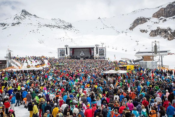 Thirty Seconds to Mars Perform At The Top of the Mountain Concert
ISCHGL, AUSTRIA - MAY 02: Jared Leto, frontman of the band &#039;30 seconds of Mars&#039; performs live on stage during the Top of the ...