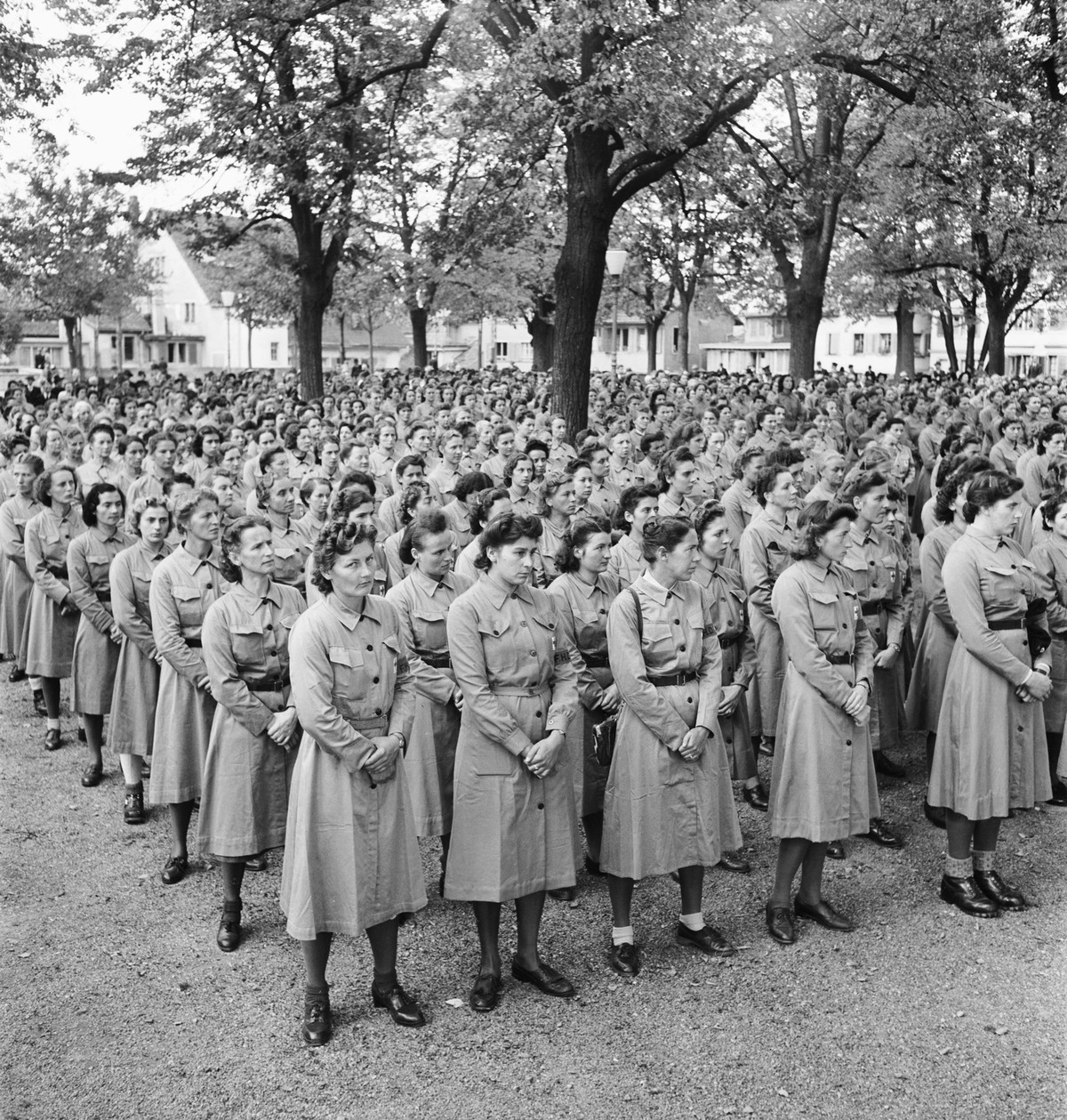 On the occasion of a Frauenhilfsdienst FHD (Swiss women's army auxiliary corps) convention in 1942 members line up on Lindenhof in Zurich, Switzerland. The Frauenhilfsdienst FHD was founded on Ap ...