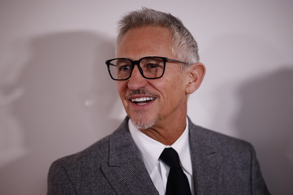 epa10977100 Former British footballer and broadcaster Gary Lineker poses upon arrival at the GQ Men of the Year Awards 2023 at the Royal Opera House in London, Britain, 15 November 2023. EPA/TOLGA AKM ...