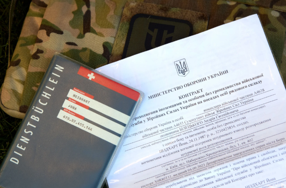 Jona Neidharts Dienstbüchlein und Vertrag mit der ukrainischen Armee.