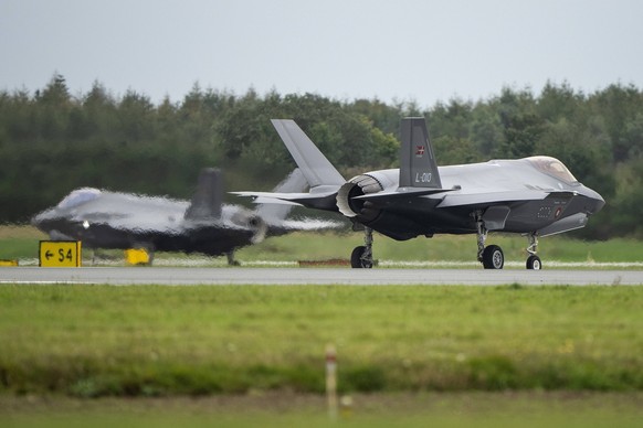 Skrydstrup airbase officially receive four F-35 combat aircraft on Sunday 1 October 2023. The aircrafts are officially handed over from Lockheed Martin to the Ministry of Defence s Material and Procur ...