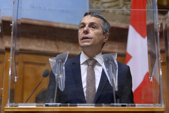 Bundesrat Ignazio Cassis spricht waehrend der Sommersession der Eidgenoessischen Raete, am Dienstag, 15. Juni 2021 im Nationalrat in Bern. (KEYSTONE/Anthony Anex)