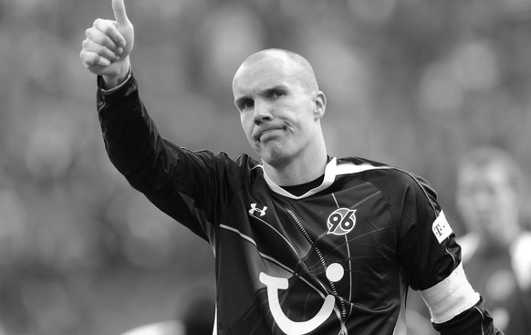 Robert Enke hat den Kampf gegen seine Depressionen verloren.