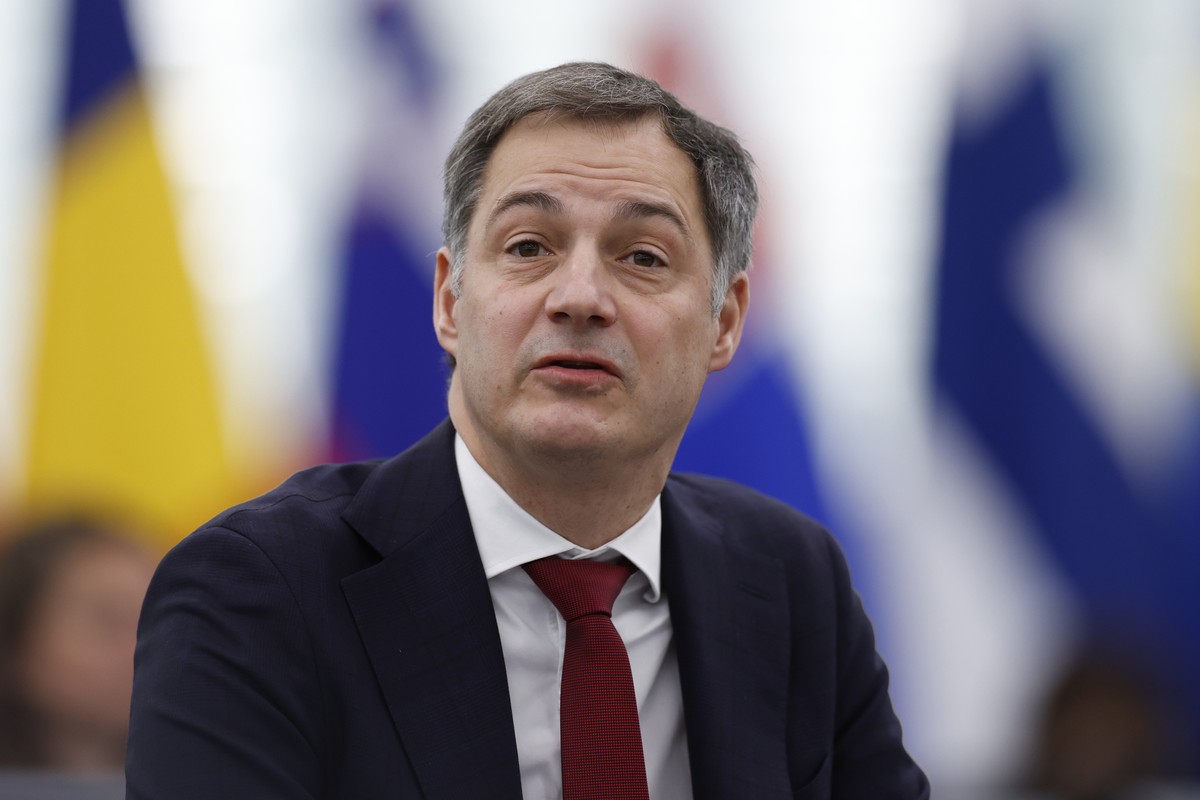 FILE - Belgium's Prime Minister Alexander De Croo delivers his speech at the European Parliament, Tuesday, Jan. 16, 2024 in Strasbourg, eastern France. Belgian voters return to the polls on Sunda ...