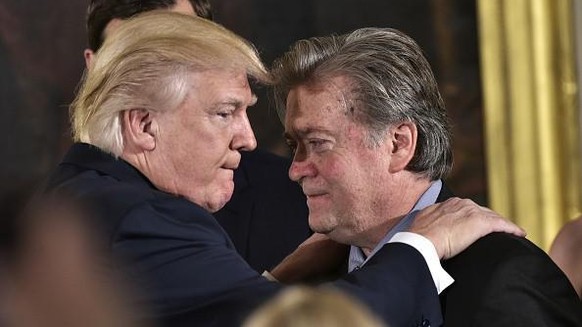 Haben sich wieder lieb: Donald Trump und Steve Bannon.