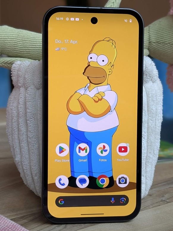 Die Displayränder sind ein wenig wie Homer Simpson.