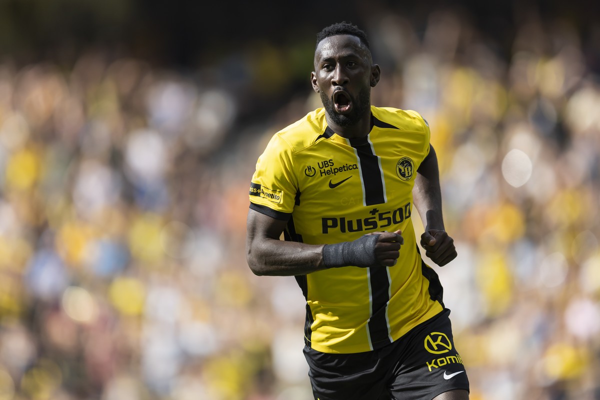 Silvere Ganvoula (YB) jubelt nach seinem Tor zum 2-1 im Super League Spiel zwischen dem BSC Young Boys und dem FC Zuerich, am Sonntag, 4. August 2024 im Stadion Wankdorf in Bern. (KEYSTONE/Peter Klaun ...
