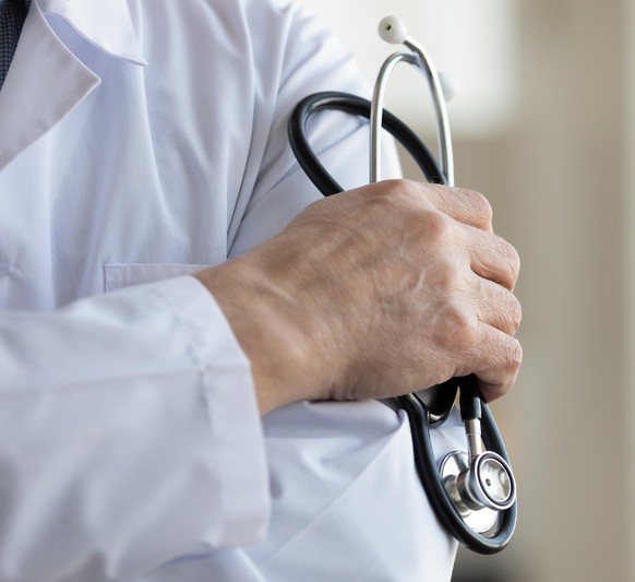 Arzt, Spital