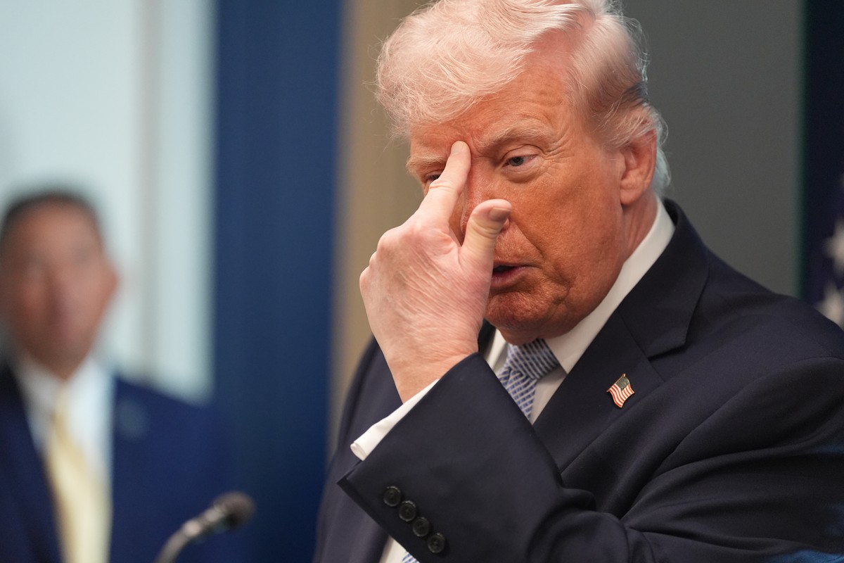 President Donald Trump speaks with reporters in the James Brady Press Briefing Room at the White House, Monday, April 6, 2026, in Washington. (AP Photo/Alex Brandon)
Donald Trump