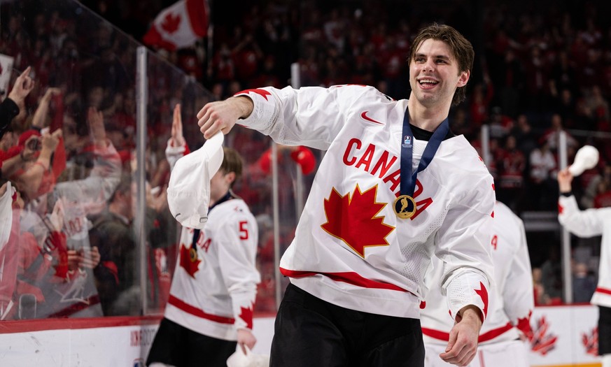 230106 Adam Fantilli of Canada celebrates after the 2023 IIHF World Junior Championship final between Czech Republic and Canada on January 6, 2023 in Halifax. Photo: Simon Hastegard / BILDBYRAN / kod  ...