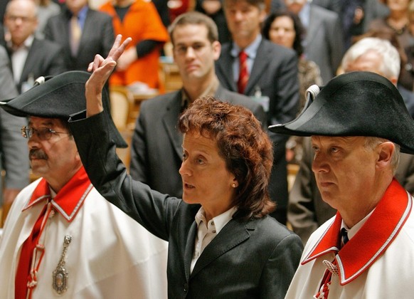 Switzerland&#039;s newly elected federal councillor Eveline Widmer-Schlumpf of Switzerland&#039;s People&#039;s Party SVP is sworn in, after she declared the acception of her nomination to the cabinet ...