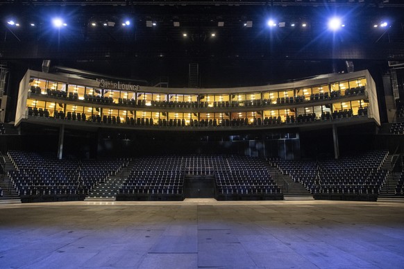 Blick in die leeren Raenge im Hallenstadion in Zuerich, aufgenommen am Samstag, 28. Maerz 2020. (KEYSTONE/Ennio Leanza)