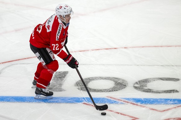 Switzerland&#039;s Dominik Egli, in action, during an ice hockey World Cup preparation match between Switzerland and Latvia at the Vaudoise Arena in Lausanne, Switzerland, Friday, April 26, 2024. (KEY ...