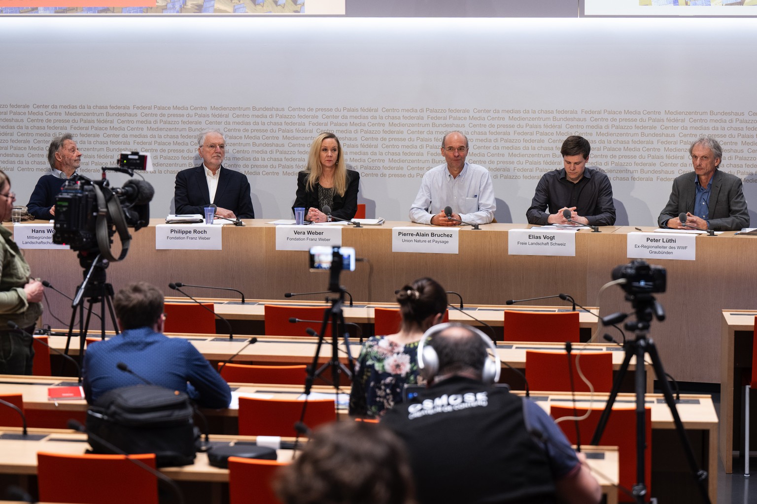 Philippe Roch, Stiftungsrat Fondation Franz Weber, Vera Weber, Praesidentin Fondation Franz Weber, Pierre-Alain Bruchez, Anfuehrer des ersten Referendums gegen das Stromgesetz, Elias Vogt, Prasident F ...