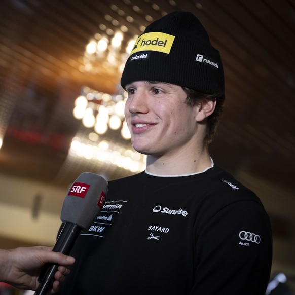 Ski racer Lenz Haechler from Switzerland speaks with Journalists during the Swiss-Ski federation press conference at the FIS Alpine Ski World Cup Adelboden, Switzerland, on Friday, January 10, 2025. ( ...