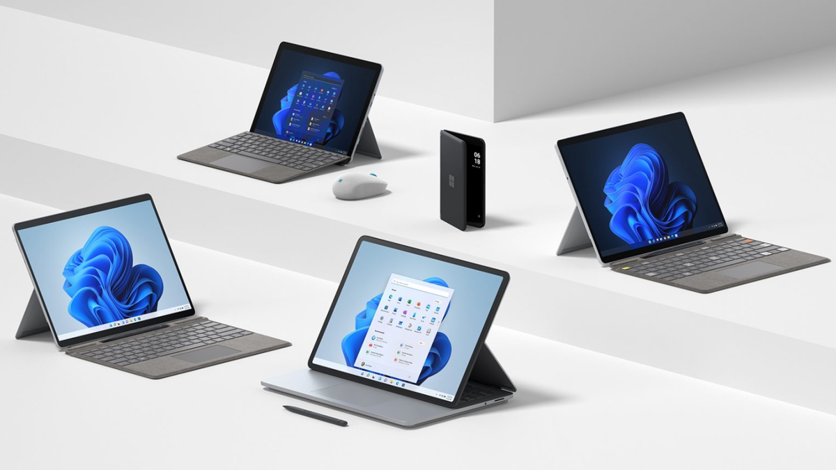 Microsofts Surface-Portfolio: Surface Pro X, Surface Go 3, Surface Laptop Studio, Surface Duo 2 und Surface Pro 8.