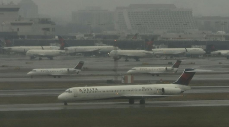 Dutzende Flugzeuge können wegen des Stromausfalls nicht starten.&nbsp;