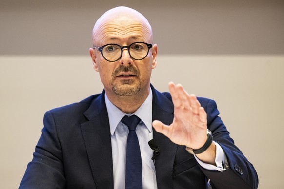 Chief Operating Officer von Schindler, Paolo Compagna bei seiner Rede am Hauptstandort und Hauptsitz der Schindler Aufzuege AG in Ebikon in Kanton Luzern anlaesslich der Bilanzmedienkonferenz 2023 des ...