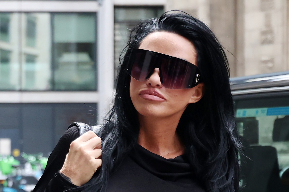epa11566624 British TV personality Katie Price arrives at the High Court in London, Britain, 27 August 2024. British TV personality Katie Price faces questions in court over her finances. Price has de ...