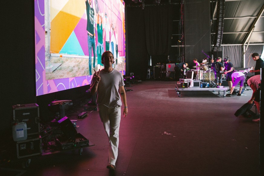 Backstage am Zürich Openair mit Benjamin Amaru und seiner Band.