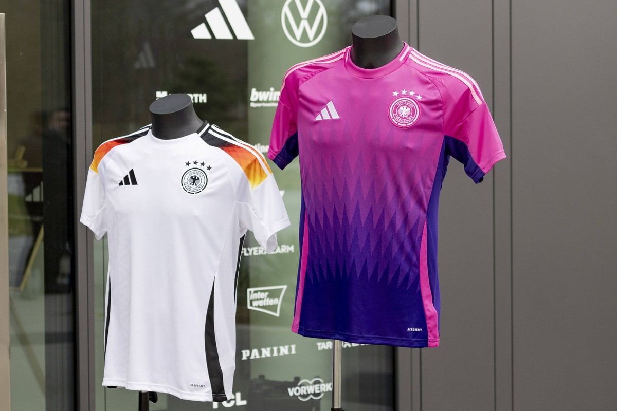 Training Deutsche Fussball Nationalmannschaft, DFB Campus, Frankfurt, 19.03.2024 Heimtrikot &amp; Ausweichtrikot DFB, Training DFB, Frankfurt, DFB-Campus, 19.3.2024 *** Training German national footba ...