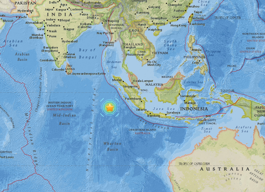 Das Epizentrum befindet sich rund 800 Kilometer vor der Küste Sumatras.