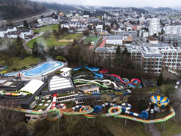 Die Rutschen der Freizeit- und Badeanstalt Alpamare stehen still am Mittwoch, 18. Februar 2026 in Pfaeffikon. Wegen Sicherheitsbedenken ist der Betrieb der Rutschen bis auf weiteres eingestellt. (KEYS ...