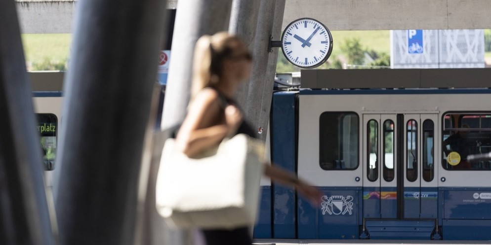 Die VBZ kühlen ihre Trams im Sommer. (Archivbild)
