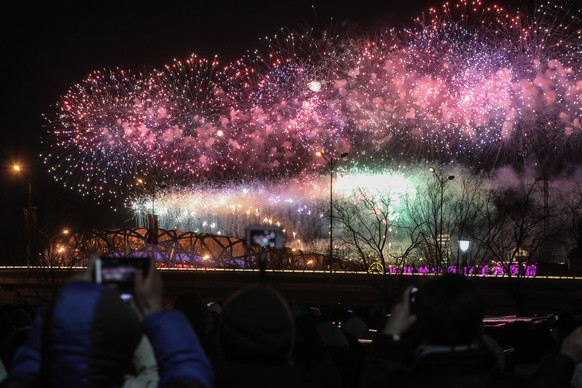 Zum Abschied gibt's wie immer ein riesiges Feuerwerk.