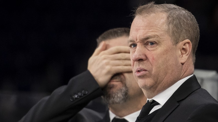 Luganos Cheftrainer Greg Ireland reagiert im Eishockeyspiel der National League zwischen den ZSC Lions und dem HC Lugano am Dienstag, 8. Januar 2019, im Zuercher Hallenstadion. (KEYSTONE/Ennio Leanza)