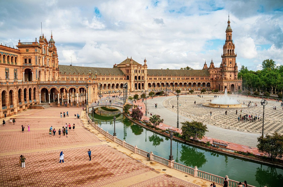 La Place d'Espagne, en plein centre de Séville.