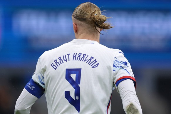 Milan, Italy, 16th November 2025. Erling Haaland of Norway during the Italy vs Norway FIFA World Cup, WM, Weltmeisterschaft, Fussball European Qualifying match at Giuseppe Meazza, Milan. Picture credi ...