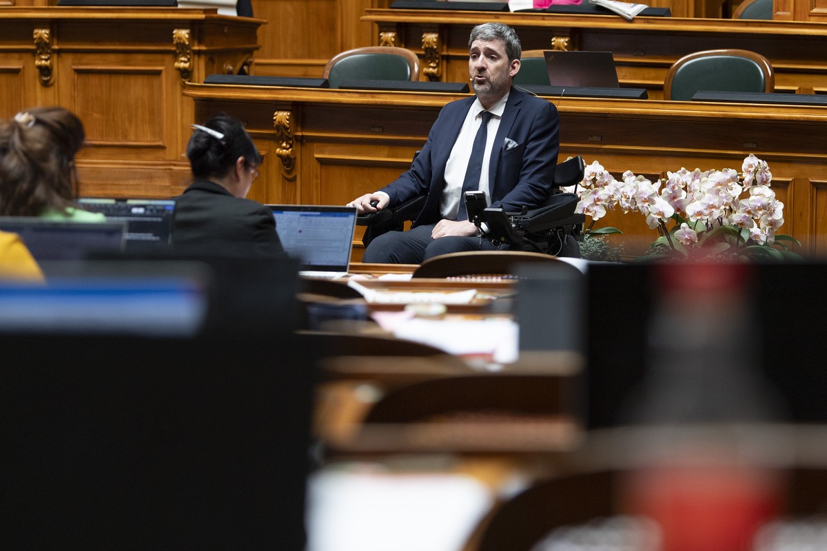 Nationalrat Philipp Kutter, Mitte-ZH, spricht an der Sommersession der Eidgenoessischen Raete, am Dienstag, 11. Jun i 2024, in Bern. (KEYSTONE/Peter Schneider)