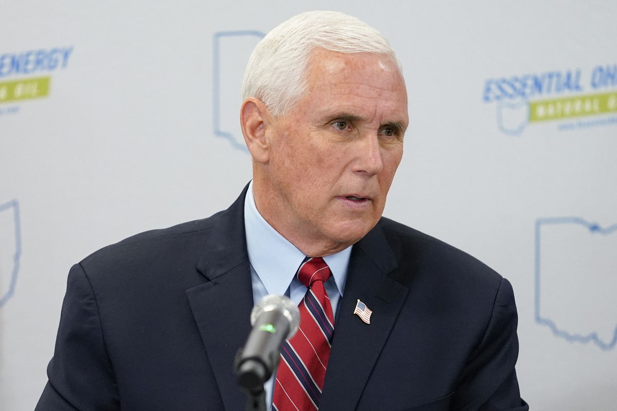 Former Vice President Mike Pence speaks at the Gas Energy Education Program roundtable discussion at Enerfab, Thursday, June 16, 2022, in Cincinnati. (AP Photo/Jeff Dean)