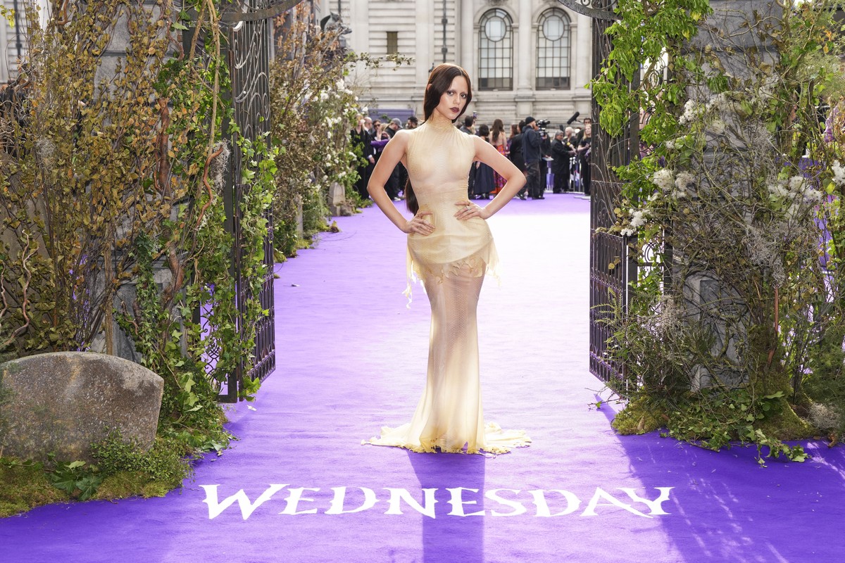 Jenna Ortega poses for photographers upon arrival at the premiere of the the television series 'Wednesday' on Wednesday, July 30, 2025, in London. (Photo by Scott A Garfitt/Invision/AP)
Jenn ...