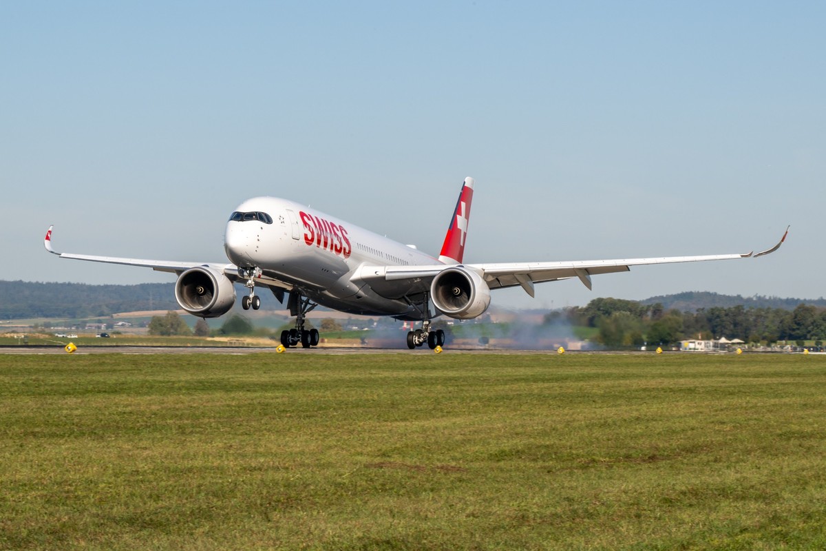 Die Swiss hat heute ihren dritten Airbus A350-900 in Zürich in Empfang genommen.