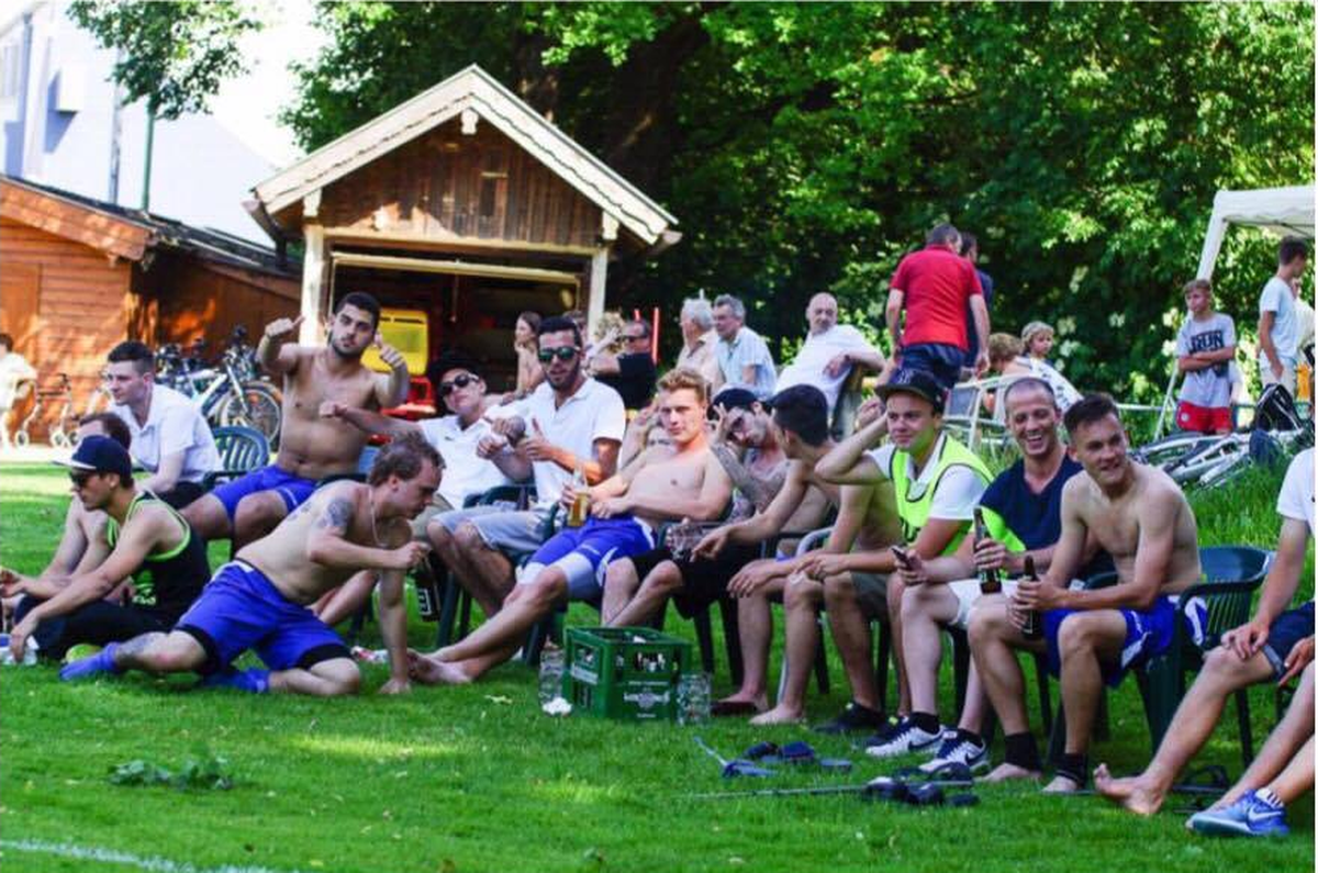 Nach dem Spiel wird zuerst einmal ordentlich gefeiert – egal ob Sieg oder Niederlage.&nbsp;