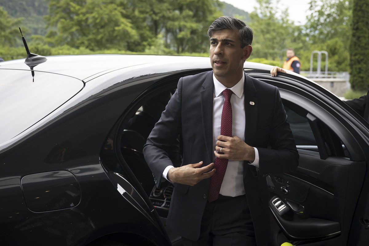 British Prime Minister Rishi Sunak arrives for the Summit on Peace in Ukraine, in Obb