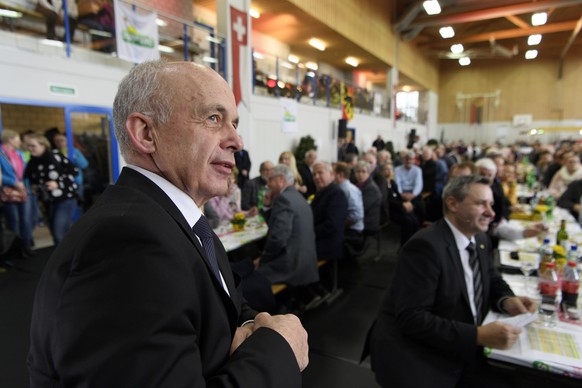 Bundesrat Ueli Maurer, fotografiert wahrend die Jubilaeumsfeier 100 Jahre SVP Kanton Bern statt, am Samstag, 10. Maerz 2018 in Schuepfen. (KEYSTONE/Anthony Anex)